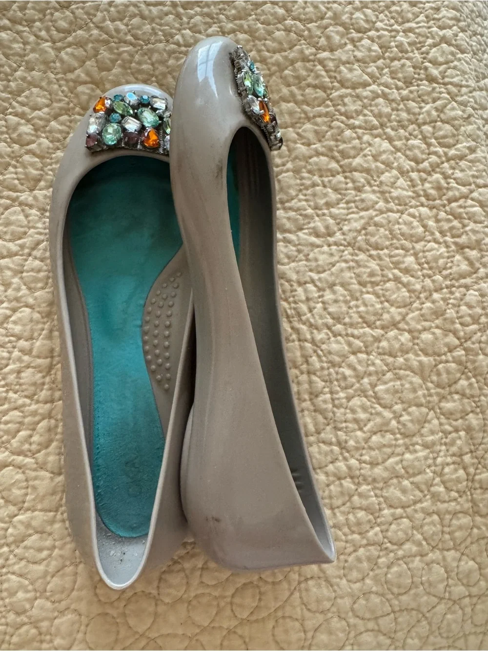 OKA b. Women's Embellished Jelly Flats in Light Gray with Teal Insole